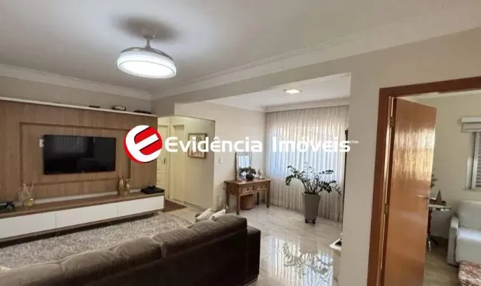 Casa à venda, 3 quartos, 1 suíte, Vila Scarpelli - Santo André/SP