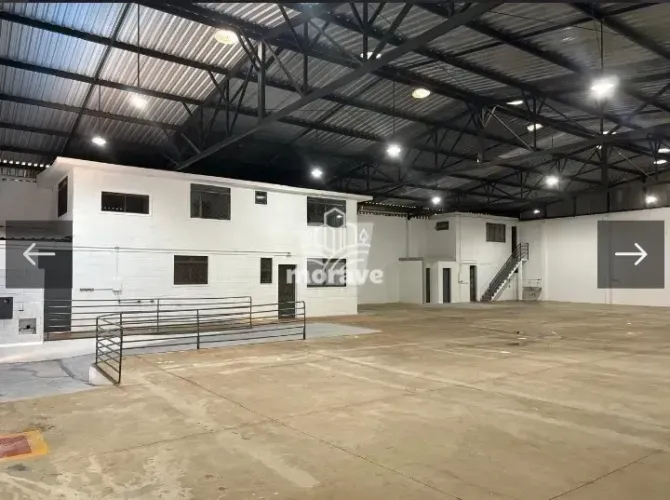 Galpão de 812m² no Olhos Dágua