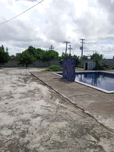 Chácara com piscina e área de lazer 