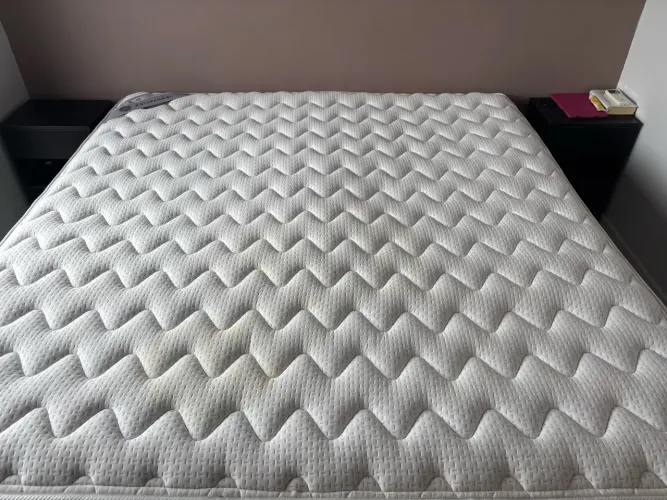 Cama king