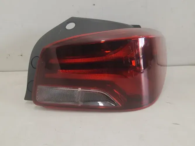 Lanterna Gm Onix Hatch Direito 2020/2024 Original 24398 Direito/passageiro Vermelho