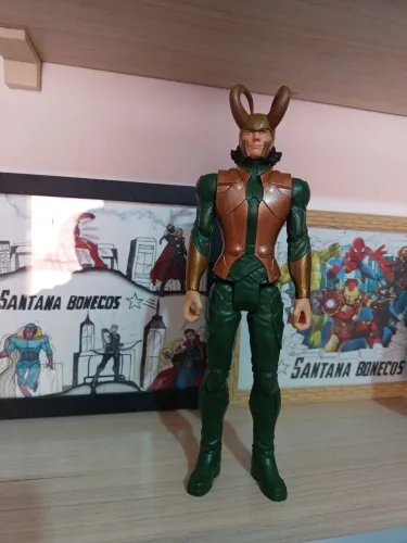 Loki 30 cm original marca Hasbro 
