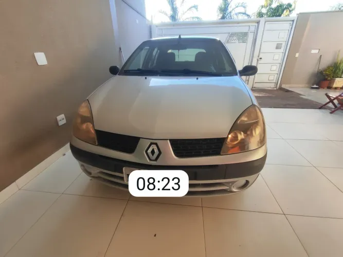 Renault Clio Expression 1.0/1.0 Hi-power 16V 3P 2005