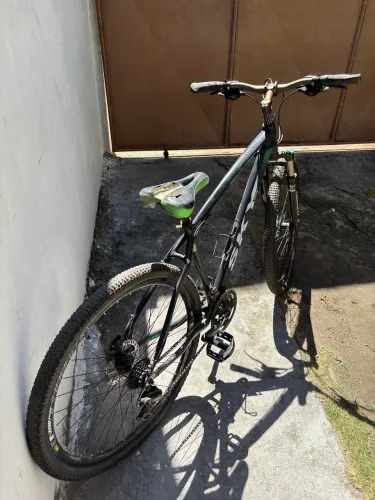 Bicicleta aro 29 com Freio a disco hidráulico