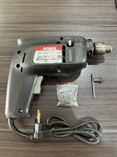 Abaixou! Furadeira de Impacto Bosch Magnum Super Hobby 350W 110V