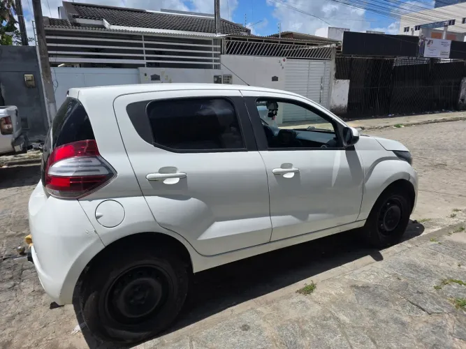 Fiat Mobi Like 1.0 Fire Flex 5P. 2017