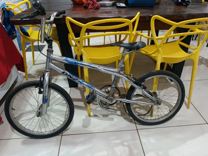 Vende-se Bike preço de oportunidade.