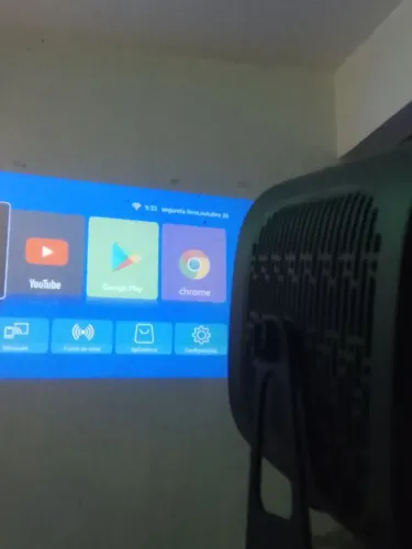 Projetor t15 mais tela de proteção 