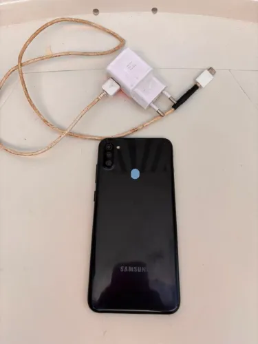 Celular a11