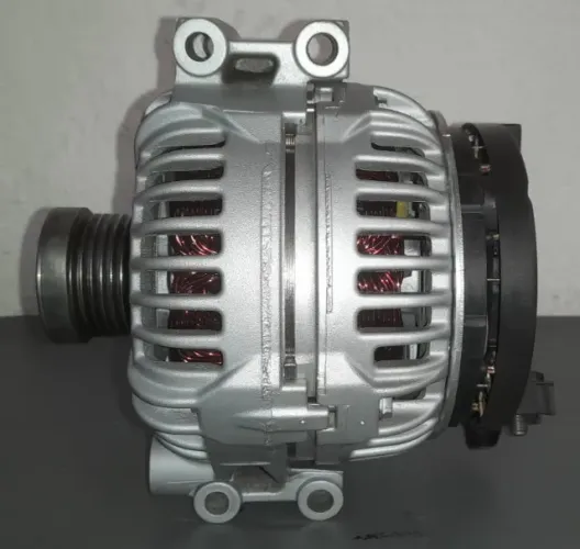 Alternador Bosch Bmw 118, 120, 318, 320, 325, X1, X3 E Z4 12v