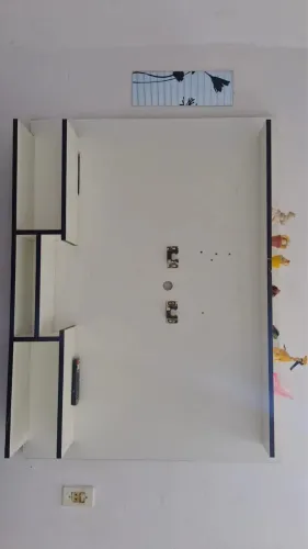 Vendo painel de tv estado conservado
