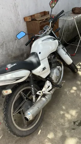 Vendo Suzuki Yes 125, ano 2007, com 90.323 km rodados.<br>