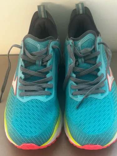 Tênis Mizuno Wave Superfast - Retirar no Centro Histórico