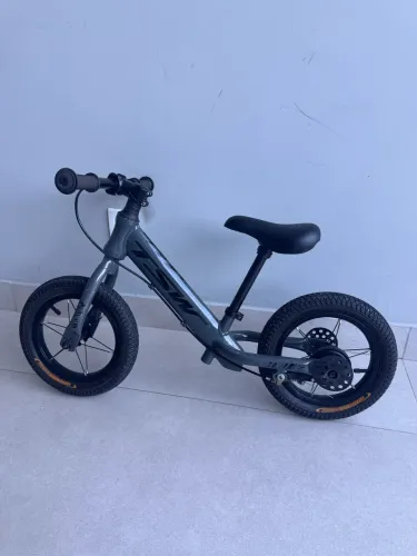 Bicicleta infantil equilíbrio 