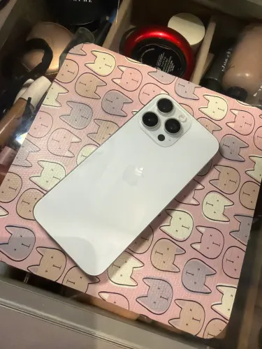 iPhone novíssimo 15 pro Max 512gb
