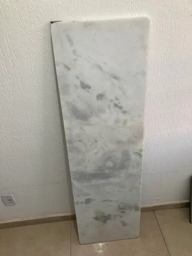 Pedra bancada - Mármore branco pinta verde