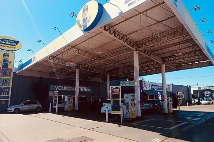 Terreno Comercial: Oportunidade Única!