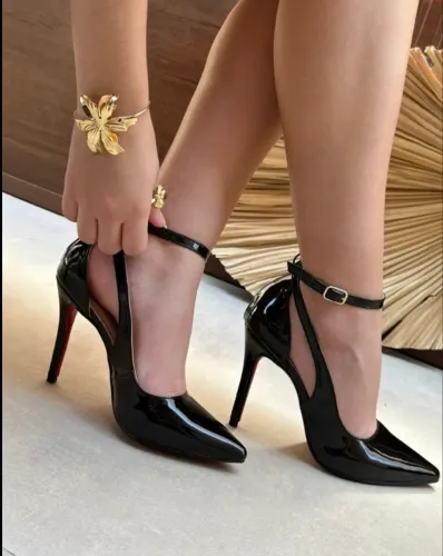 Sandália