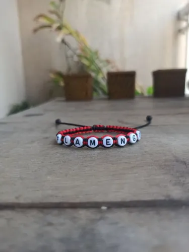 Pulseira macrame 2 cores do seu time