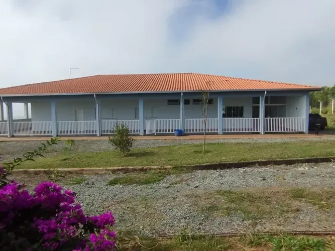 Sítio à venda, 4 quartos, 2 suítes, Área Rural de Limeira - Limeira/SP