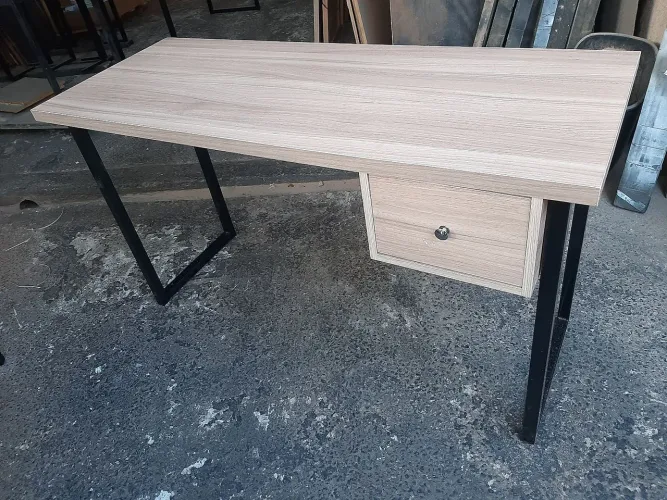 Mesa de escritório 
