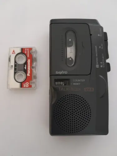 Gravador Sanyo mod TRC-570M