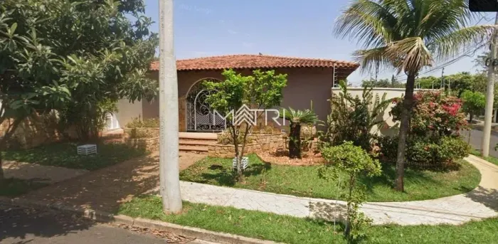 Casa com 3 Quartos sendo 1 Suíte à venda no Jardim Vale das Rosas em Araraquara