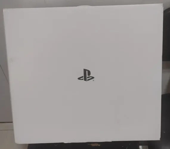 Caixa PlayStation 4