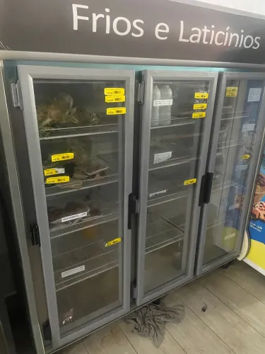 Refrigerador para Comércio - Frios e Laticínios