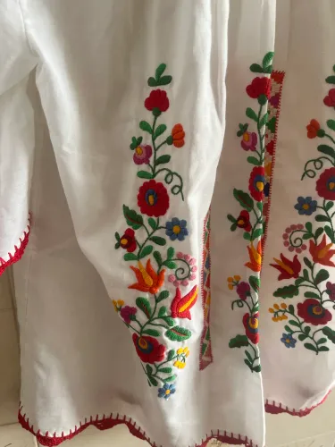 bata algodao bordada a mao 