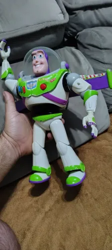 buzz lightyear toy story ver fotos e descrição 