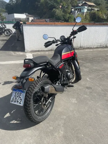 Royal Enfield SCRAM 411