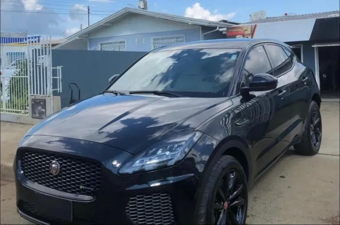 Jaguar E-Pace R-dynamic SE 2.0 AWD 300cv Aut. 2020