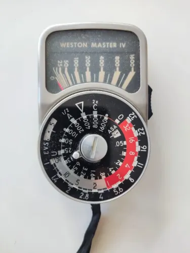 fotômetro inglês WESTON Master IV Universal Light Exposure Meter. 745 SER. vintage. case.