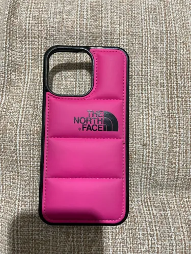 Capa THE NORTH FACE (Estilo Puffer/Matelassê) PINK - IPHONE 15 PRO MAX
