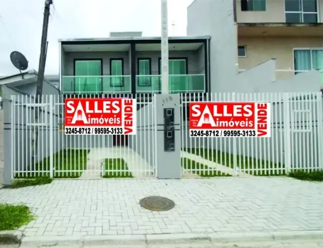 Sobrado CIC/Vitória Régia 3 qts, 2 gar, churras. Use FGTS, carta, carro, financia. 454.000