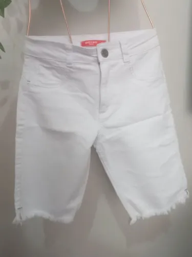 Bermuda Jeans Branco Feminino MARCA BIOTIPO- Semi Novo - Tam 40