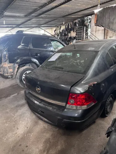 Lanterna vectra sedan dianteira direita 800