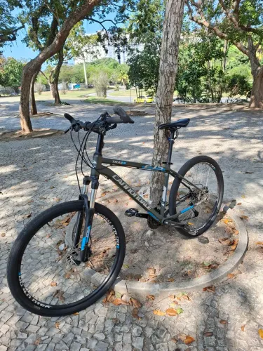 Vendo Bicicleta cannondale trail 5 aro 27.5