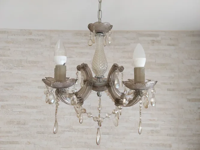 Lustre de cristal clássico