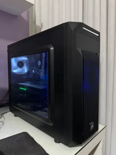 PC gamer com SSD, fonte Corsair e RX 740 - pronto para uso