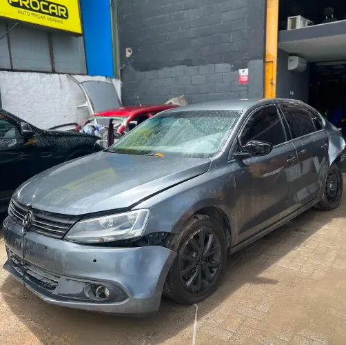 Peças VW Jetta 2.0 Aspirado Automatico 2014 - Sucata 