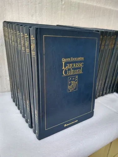 Enciclopédia Larousse Cultural - 30 Volumes
