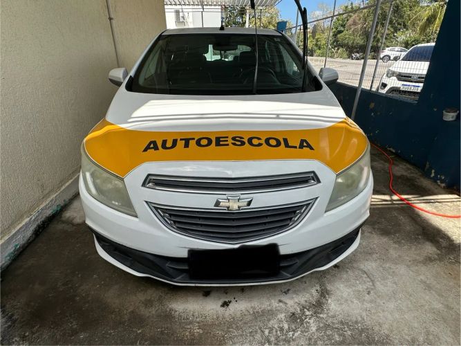 Imagem de Chevrolet Onix Hatch LT 1.0 8V Flex Power Mec. 4P 2013
