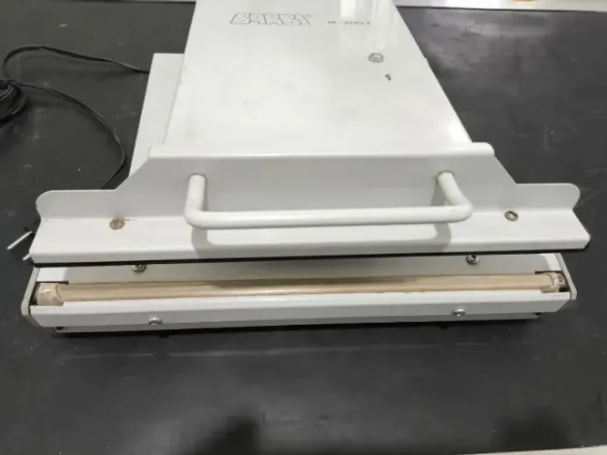 Seladora Térmica Garbi M-300T - Profissional