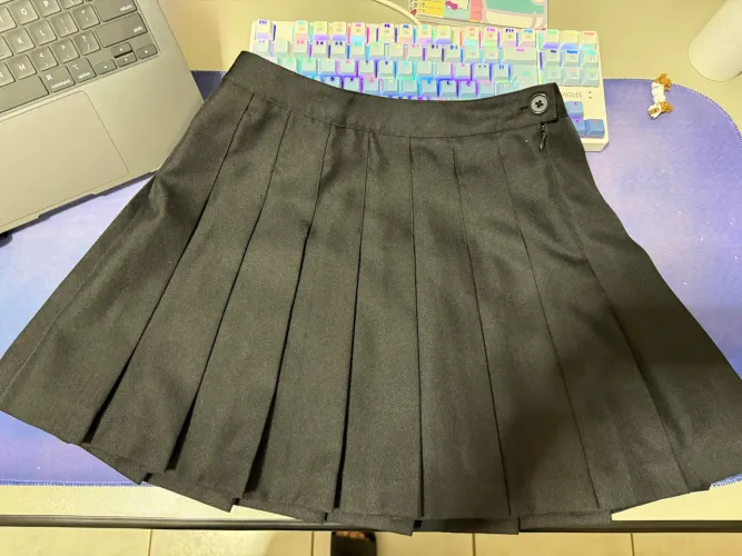 Saia estilo colegial - forever 21
