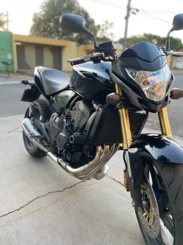 Vendo Hornet 2013- Impecável 