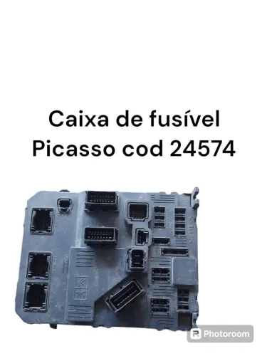 Caixa De Fusivel Citroen Picasso Cod 24574