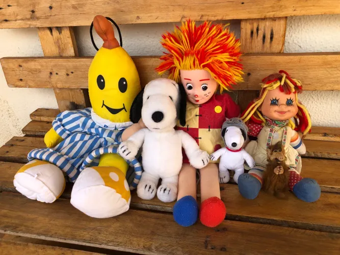Bonecas Emília, Alf, Bananas de Pijama,Snoopy