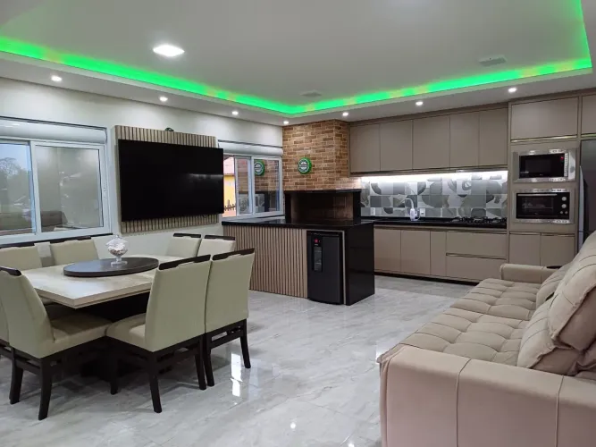 Aluga-se casa em Garopaba